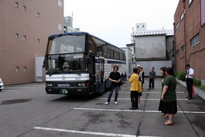 090728-bus.jpg