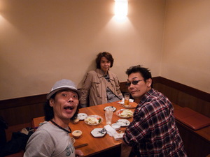 101013-3nin.jpg